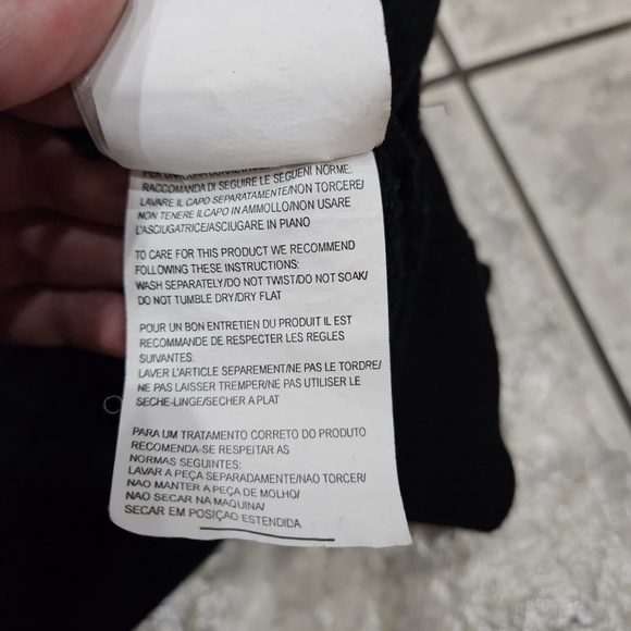 Gucci Sega Collaboration Guccy Gold Star Metalic Hoodie Unisex - Picture 12 of 16